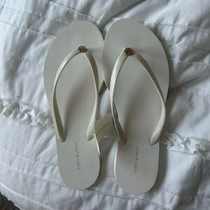 white tory burch flip flops- SOLD